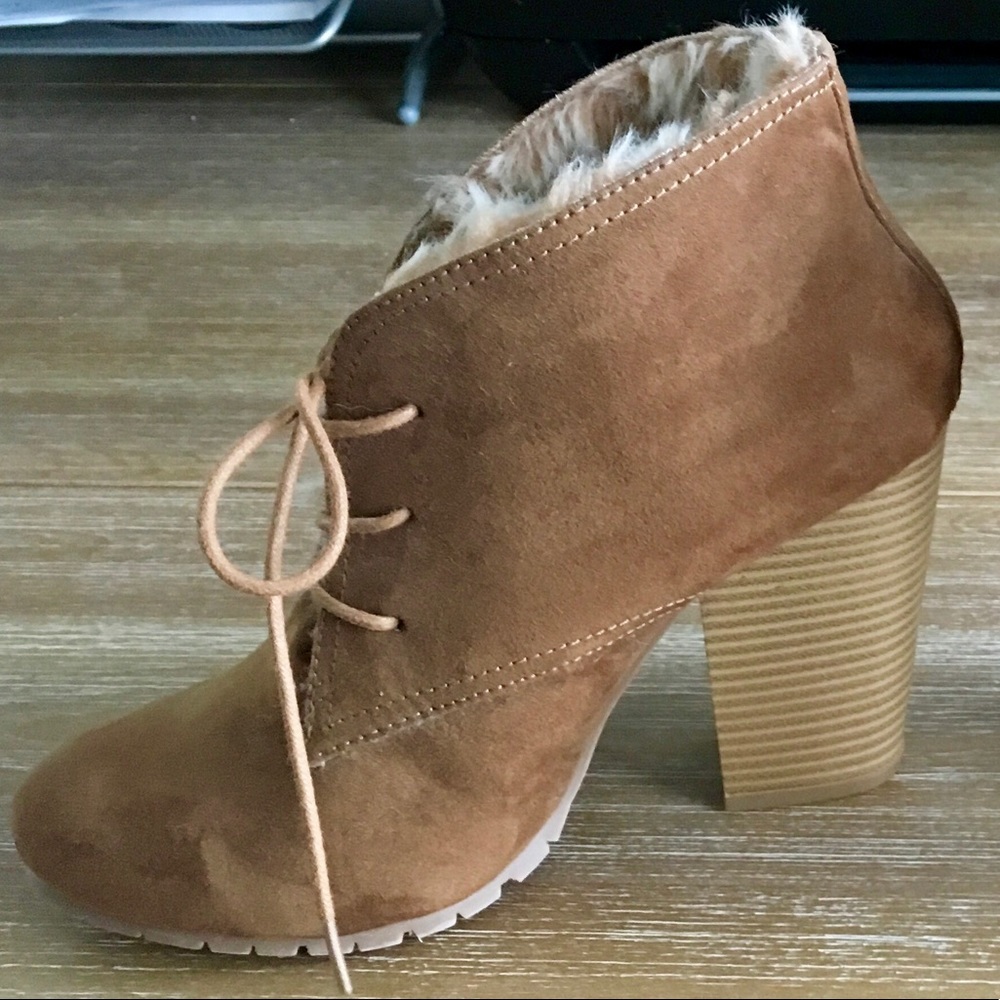 BEAUTIFUL TAN SUEDE SHOES WITH FAUX FUR INSIDE SZ9 - Picture 3 of 8